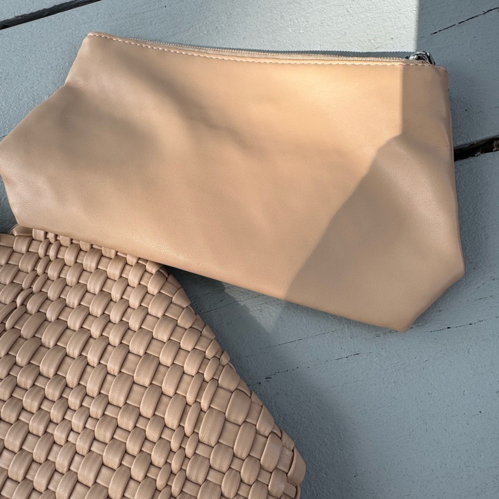 New Large Woven Vegan Leather Tote Bag with Matching Clutch – Beige - Picture 8 of 14